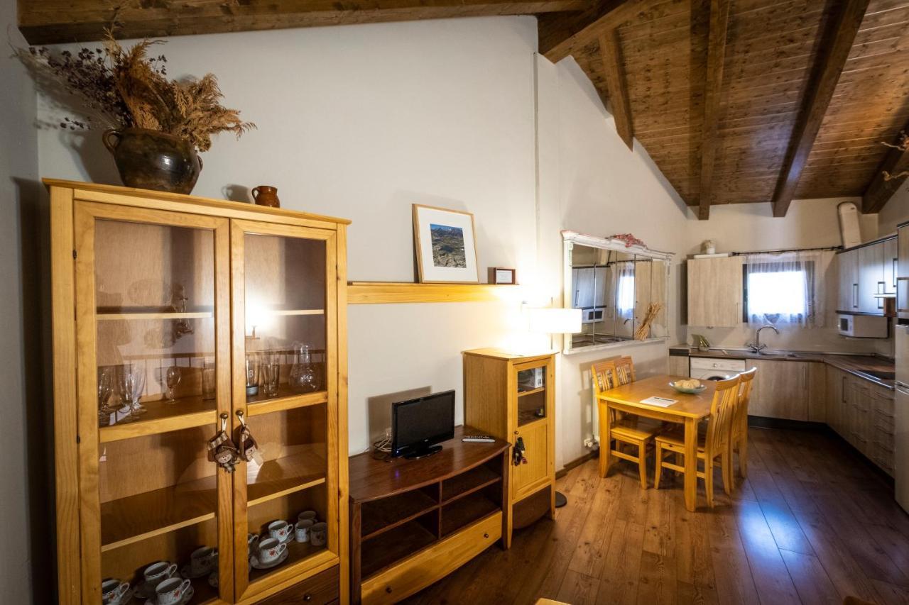 Apartamentos Turisticos Batlle Laspaules Exterior photo
